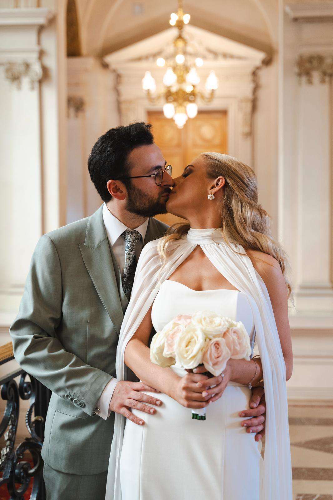 4aad0636-5a67-4f1e-afda-b7050592b8d7